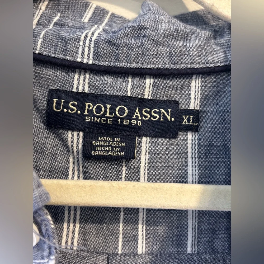 US Polo Assn Mens XL Blue White Striped Short Sleeve Button Down Chambray